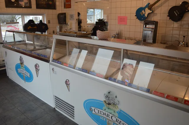 Moosie's Ice Cream Parlor