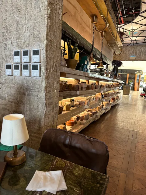 Trapani - Place Vendome Qatar