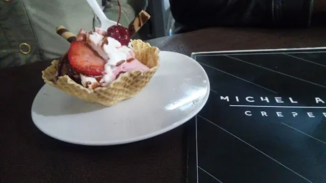 CREPERIA MICHEL ANGE sucursal Cd Lago