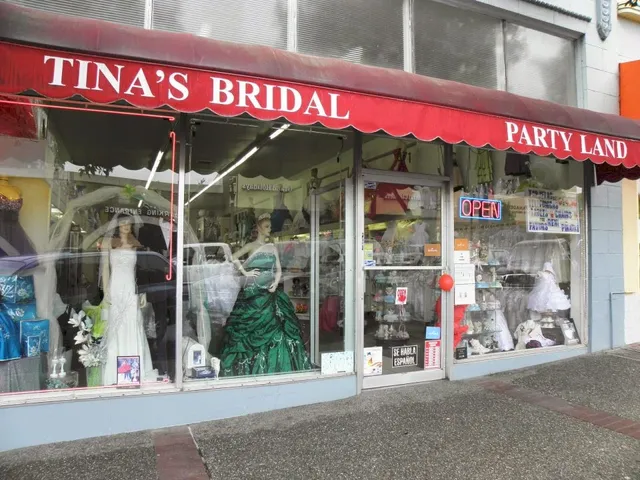 Tina's Gift & Creations (Tina's Bridal)