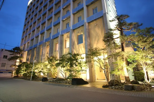 Uozu Manten Hotel Ekimae