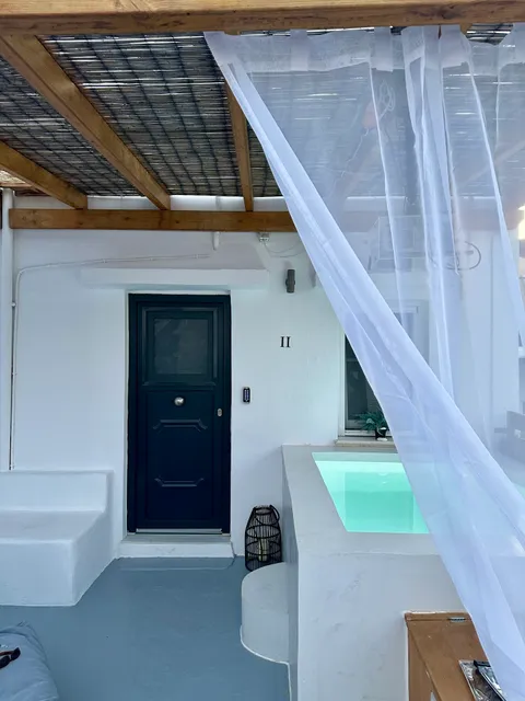 AVALON Luxury Suites Syros