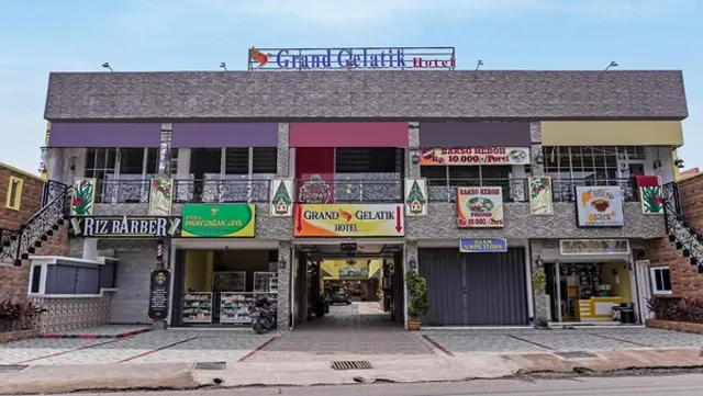 Grand Gelatik Hotel