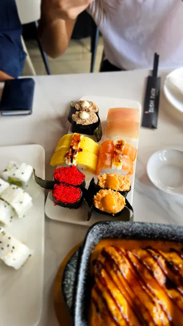 Sushi Park, Mahogany