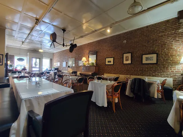 Old Town Hall & Cafe