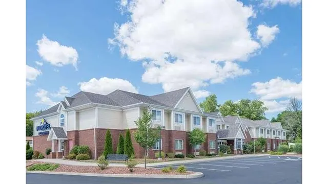 Microtel Inn & Suites by Wyndham Chili/Rochester Airport