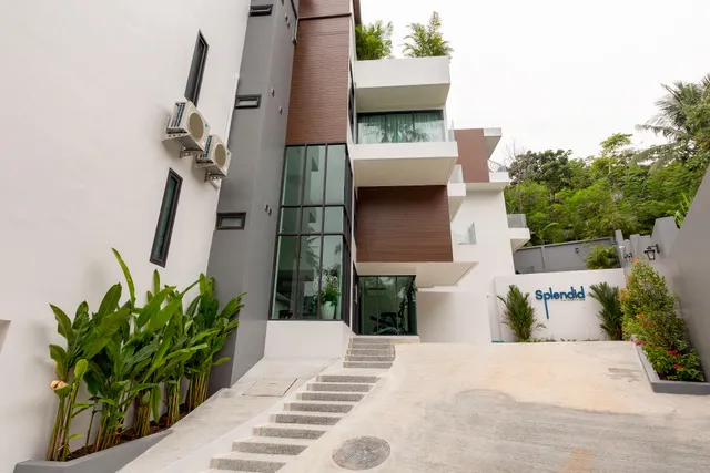 Splendid Sea View Resort