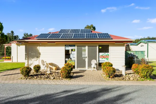 BIG4 Mount Compass Caravan Park