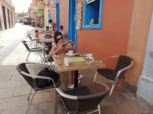 Smile Bistro Bar (coffe - bar)