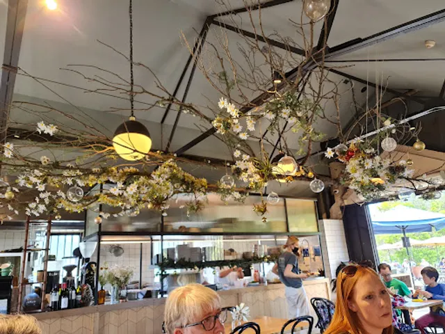 The Incinerator Café