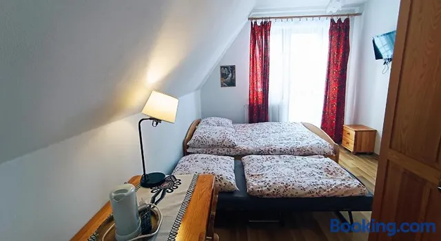 Willa w Dolinie Cichej Wody