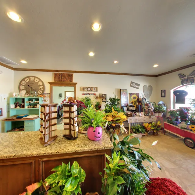 Mustang Flowers & Gifts