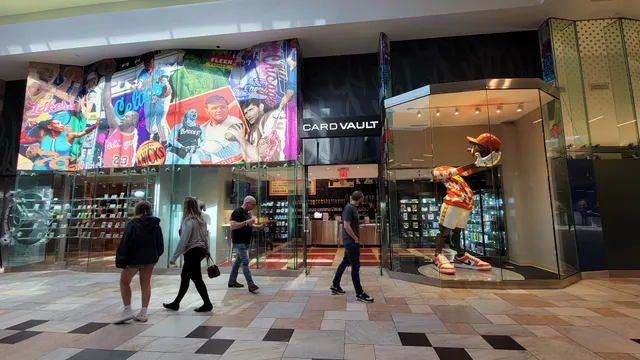 CardVault by Tom Brady