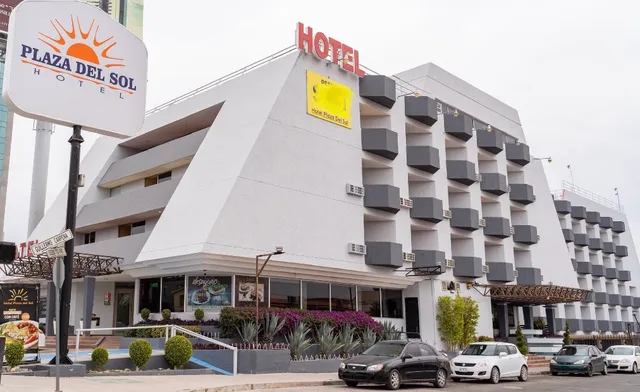 Hotel Plaza del Sol