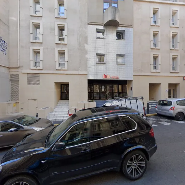 Ibis Marseille Centre Prefecture