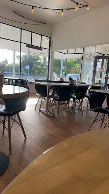 Ormond Road Cafe & Takeaways