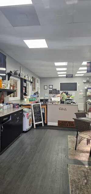 The Wooden Pickle Cafe