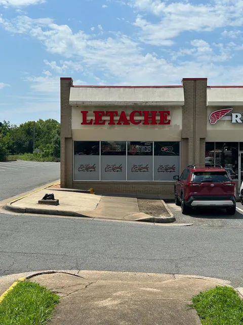 Le Tache Couples Boutique