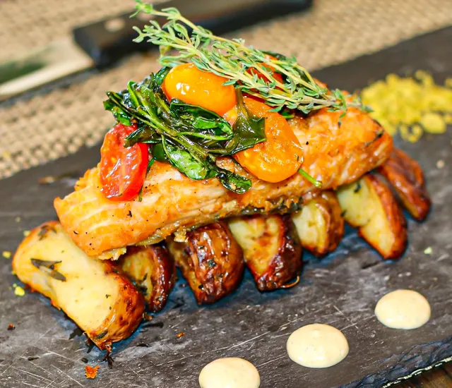 Jolie American Bistro