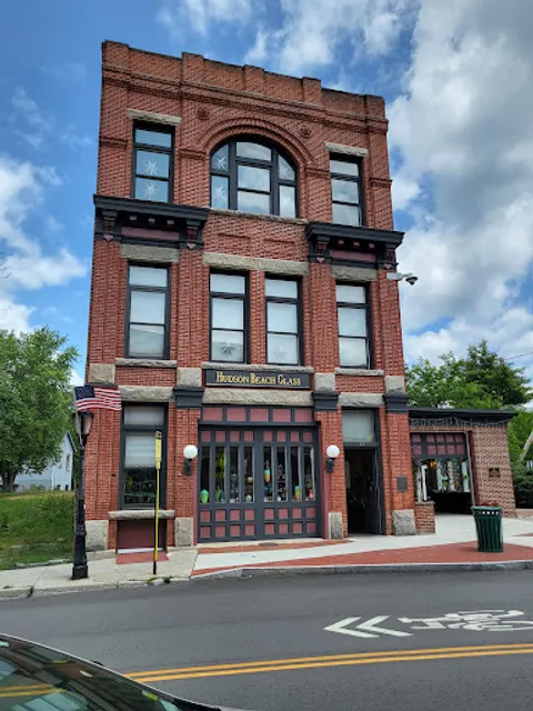 Hudson Beach Glass
