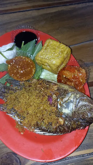 Tahu Sumedang CIGOBANG