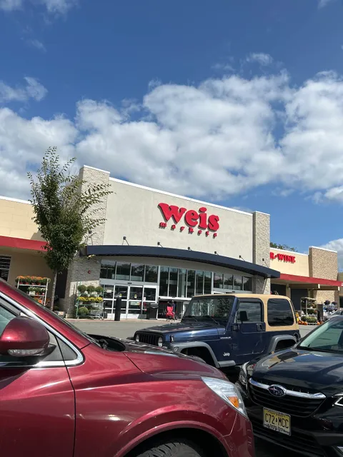 Weis Pharmacy