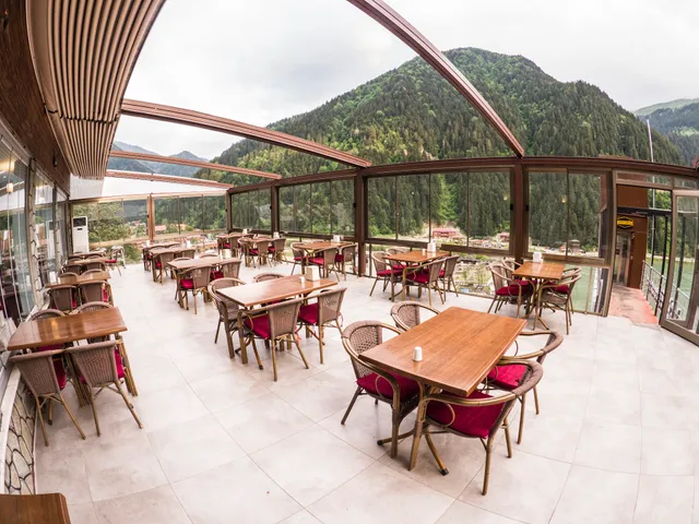 Uzungöl İnci Motel & Restoran Kafe