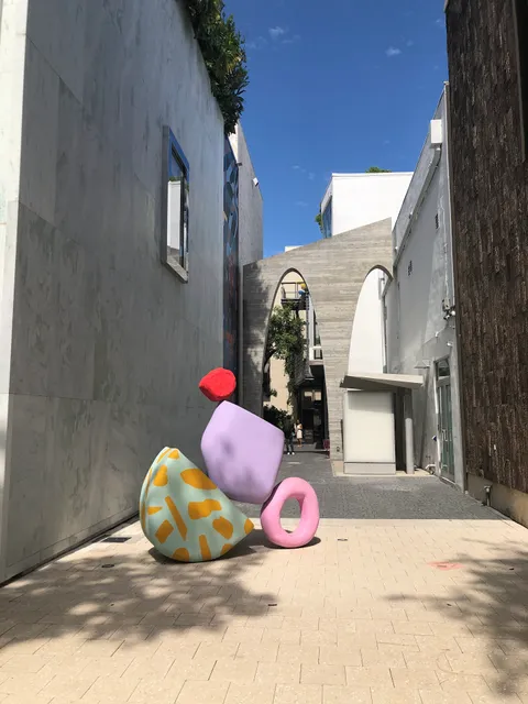 Art & Design Gallery