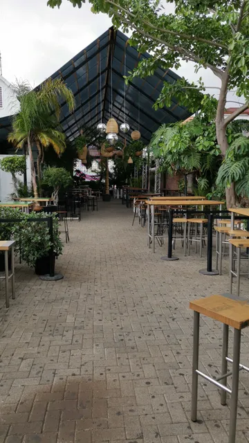 Mercado La California