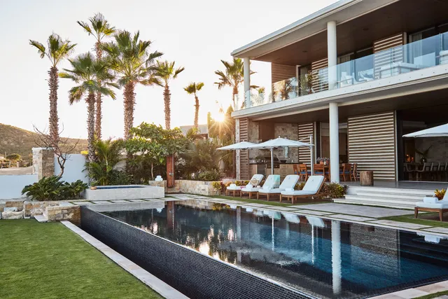 Chileno Bay Resort & Residences, Auberge Collection