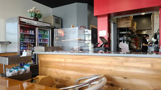 Napoli On the Bay Pizza & Deli