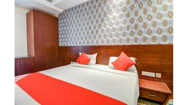 Collection O 78069 The Walking Street