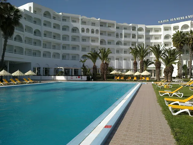 Yadis Hammamet