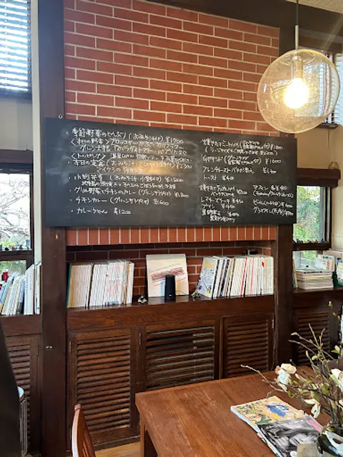 cafe kaeru 鎌倉