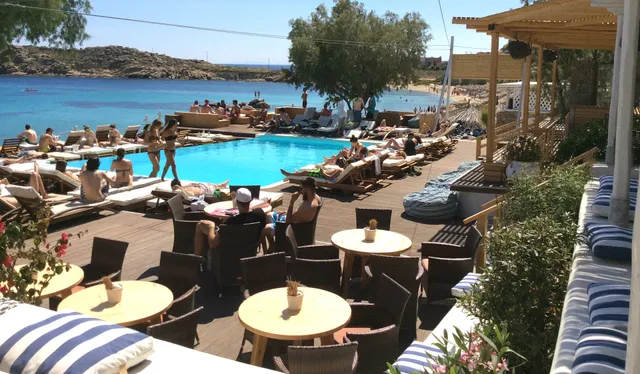 Paraga Beach Hostel & Camping