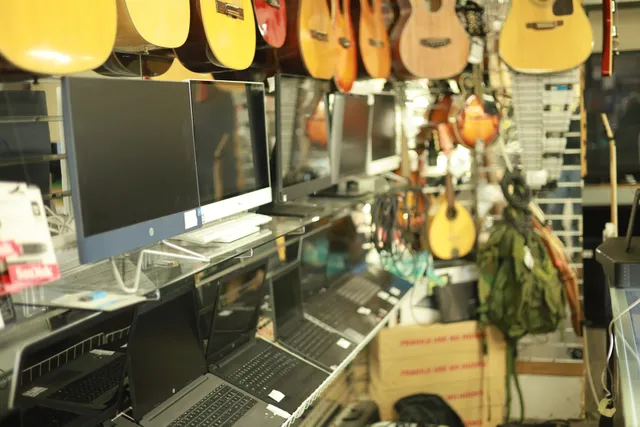 Valley Jewelry & Loan