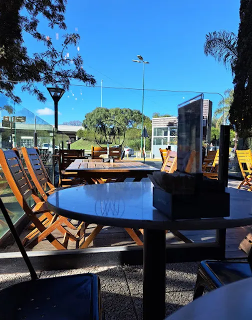 Martinez Cafe Leloir