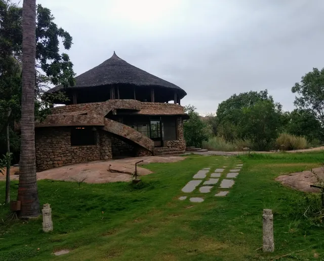 Hampis Boulders Resort