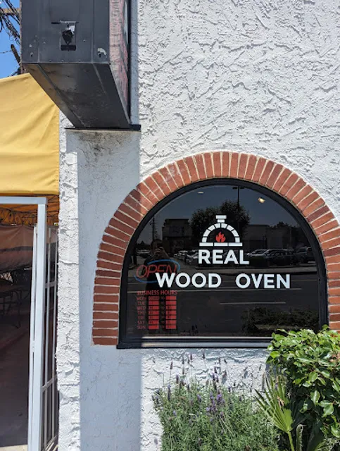 Pizza Pazza Wood Fired Pizza