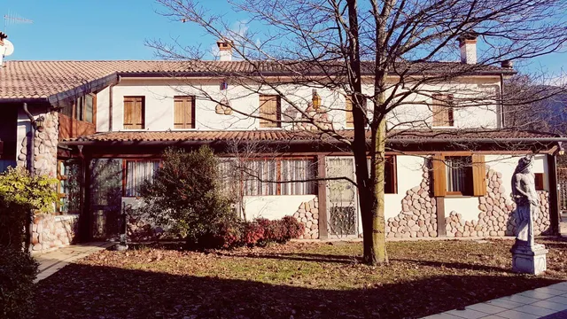 Casale dei Pavoni