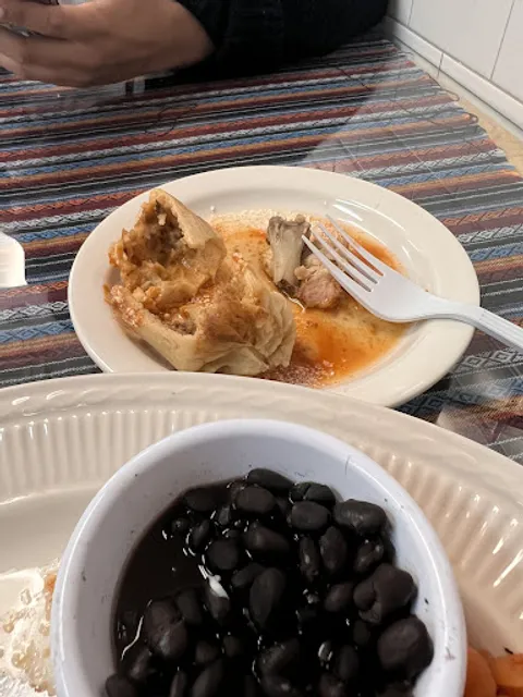 Karen & Sharon 🇬🇹