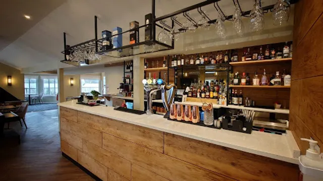 The Boathouse Kitchen & Bar