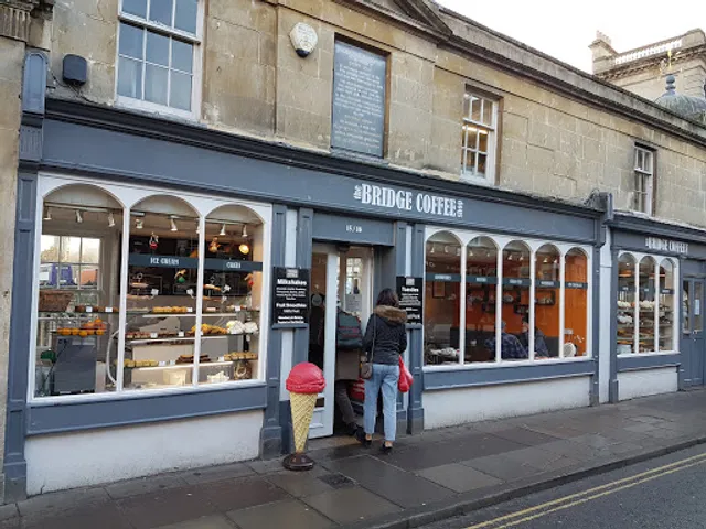 Pulteney Bridge Coffee Shop
