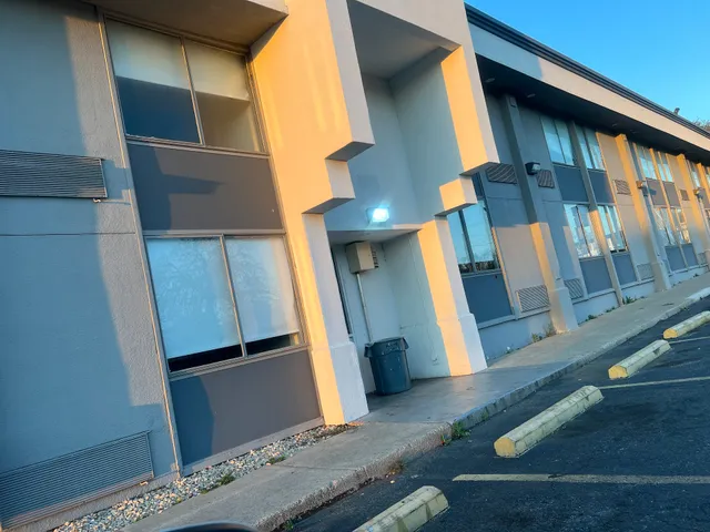 Super 8 by Wyndham Fort Worth Entertainment District