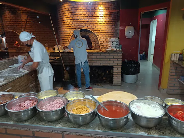 Forno a lenha pizzaria
