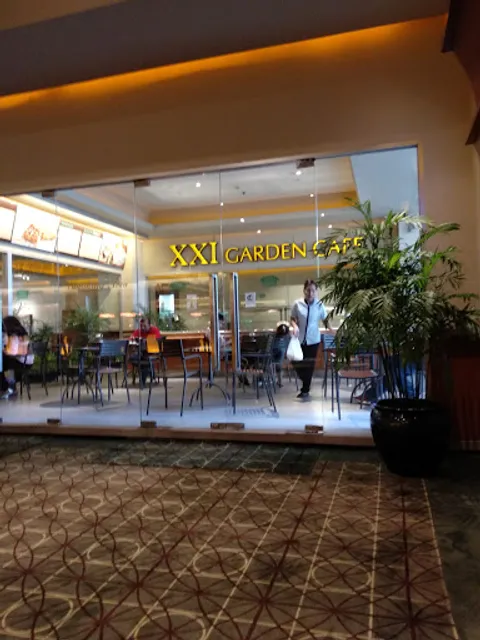 Garden Cafe XXI