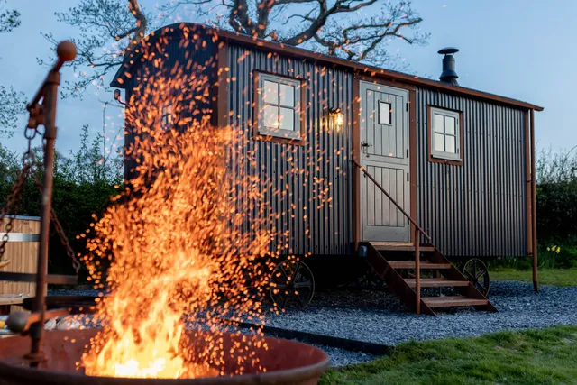 Siôr Luxury Shepherd's Hut