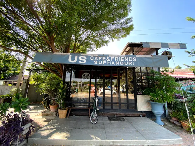Us Cafe&friends Suphanburi at อำเภอเมืองสุพรรณบุรี
