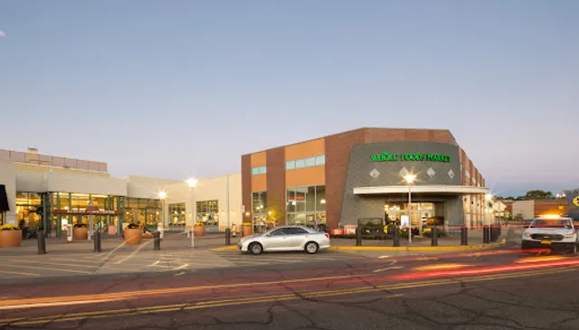 Bergen Town Center East