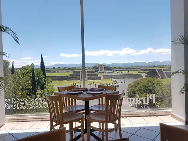 Restaurante las Piramides